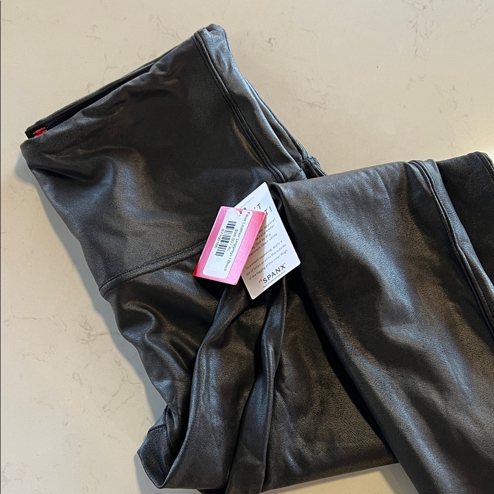 NWT SPANX Faux Leather Black Leggings - size XL
